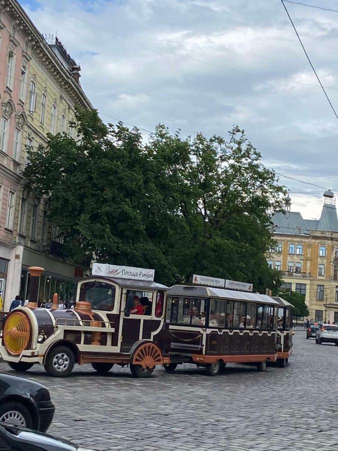 Вірменська 14 Центр З Балконом Не Далеко Від Ж Д Вокзалу Звітні Документи Appartement Lviv Buitenkant foto